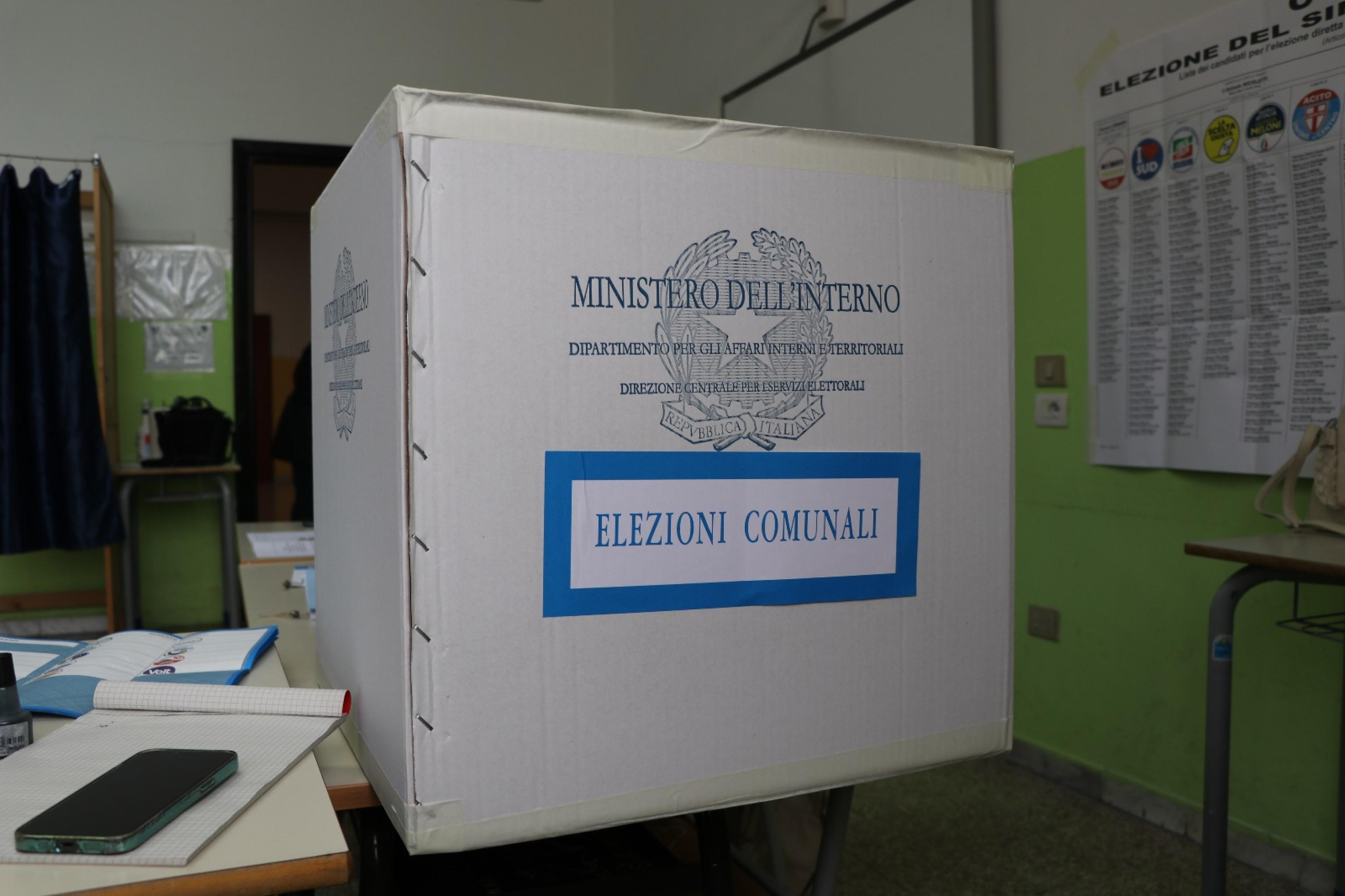 Comunali: centrodestra avanti a Venezia, Arezzo e Reggio Calabria, De Luca in testa a Salerno