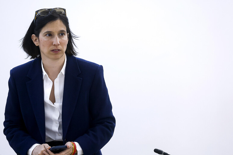 Cara Elly, anche a Venezia non ti hanno vista arrivare