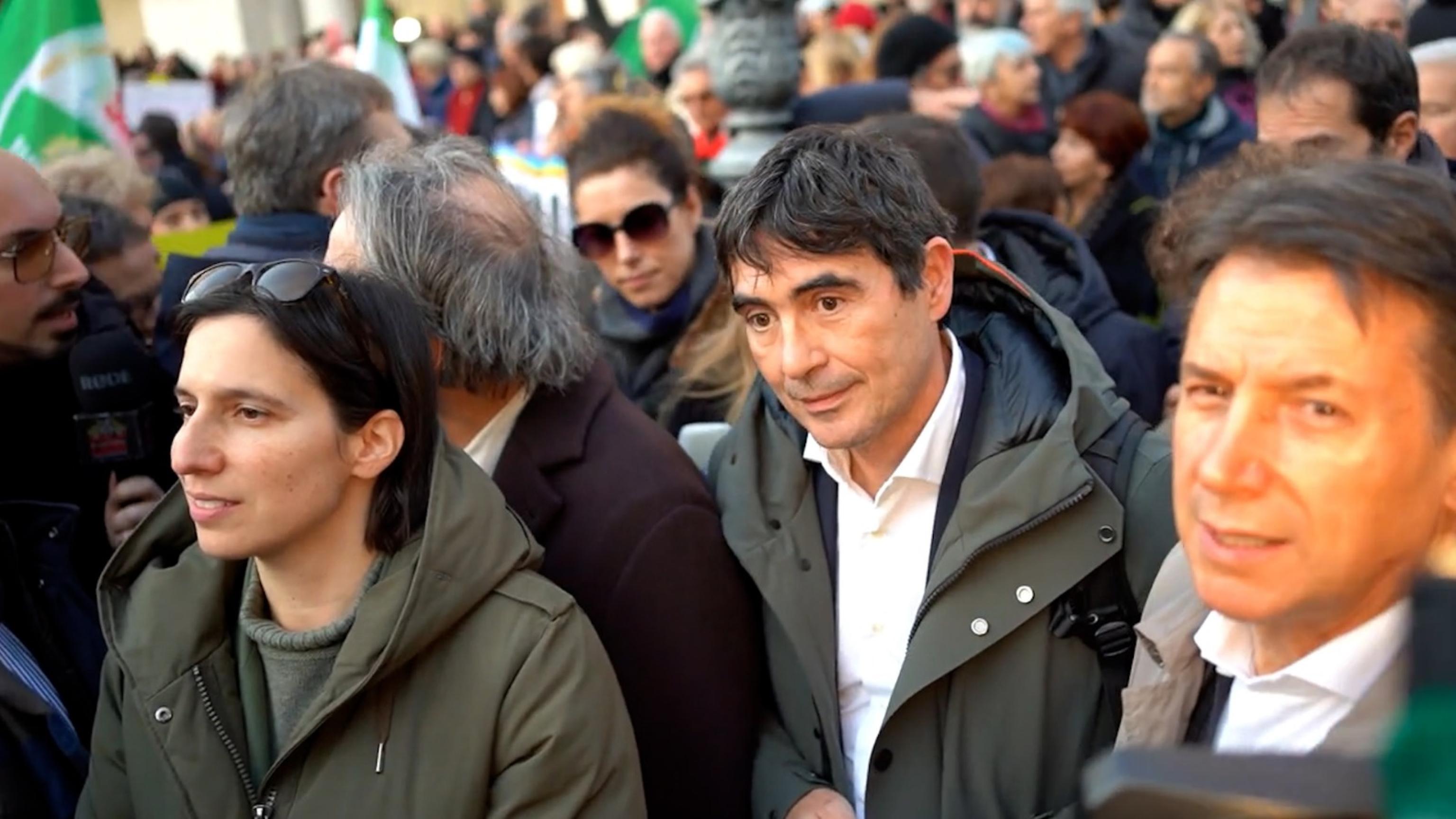 Campo largo al 70 per cento, ma non basta: Meloni al 30 può mandarlo in gondola