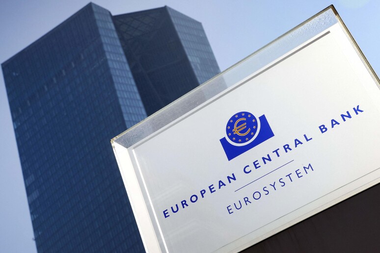 La Bce e la sostanziale recessione