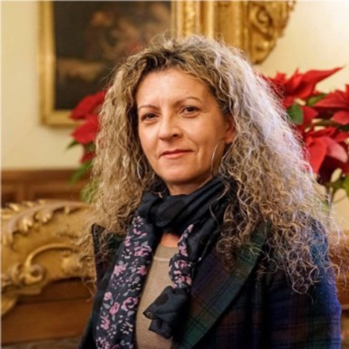 Angela Fidone, l’arte di dare forma alla libertà