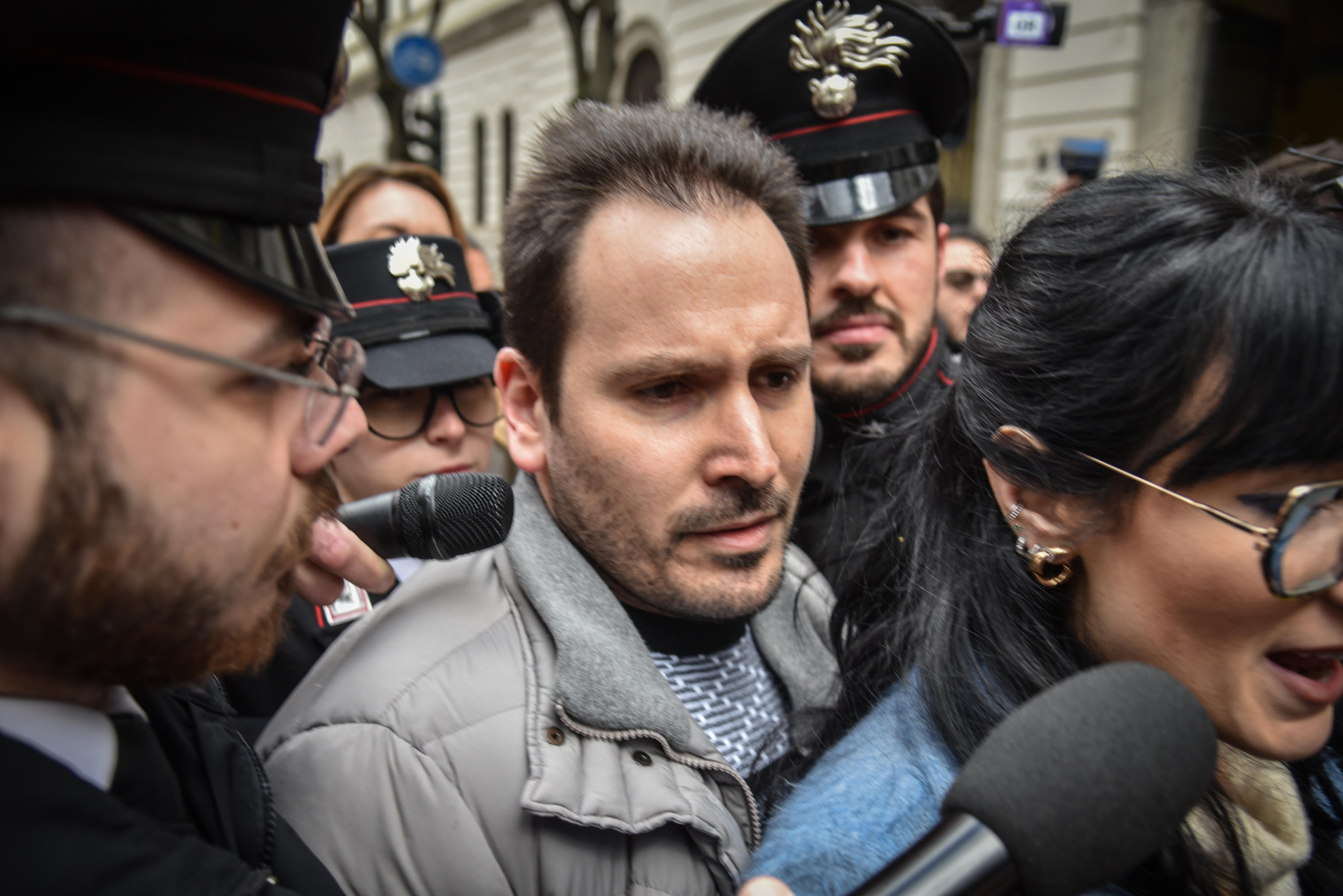 Alcuni giornalisti si comportano da consulenti di Sempio (Video)