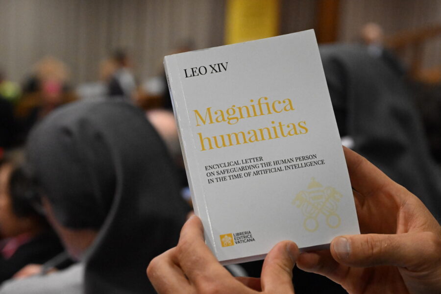 Magnifica humanitas. Presente e futuro delle res novae