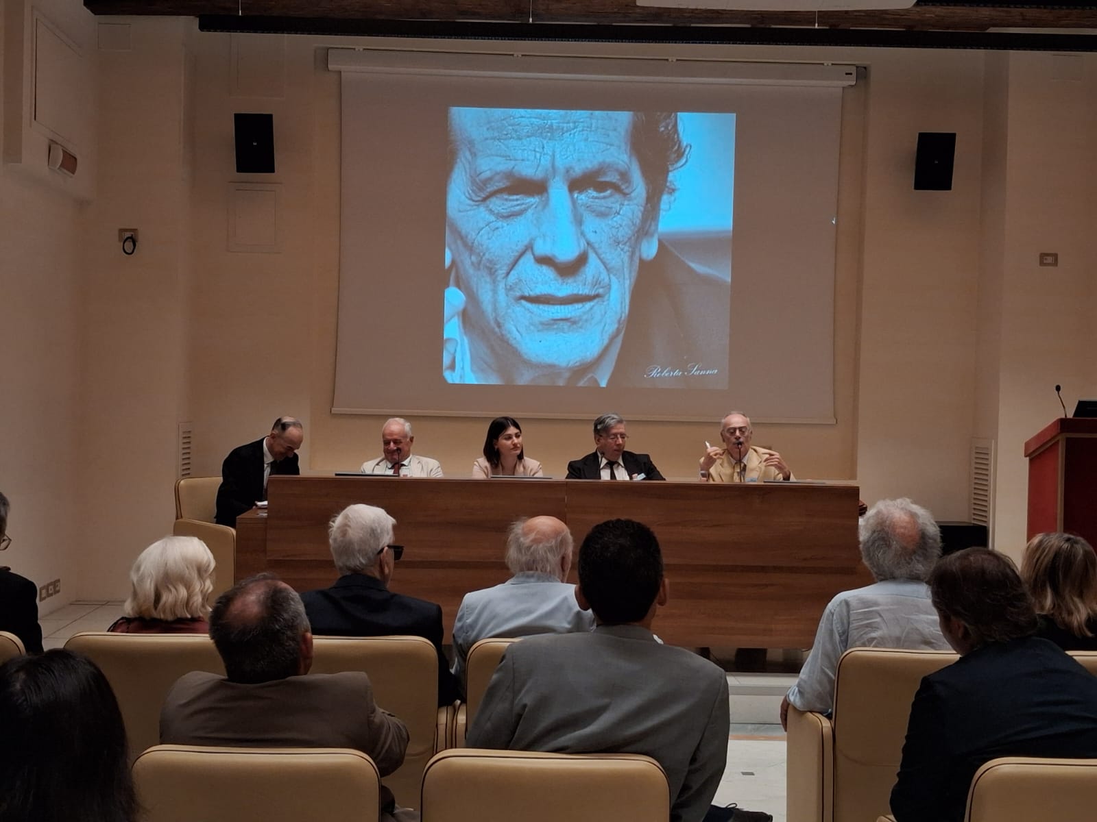 Il mito e l’epica di Sergio Leone: una sfida per nuovi registi