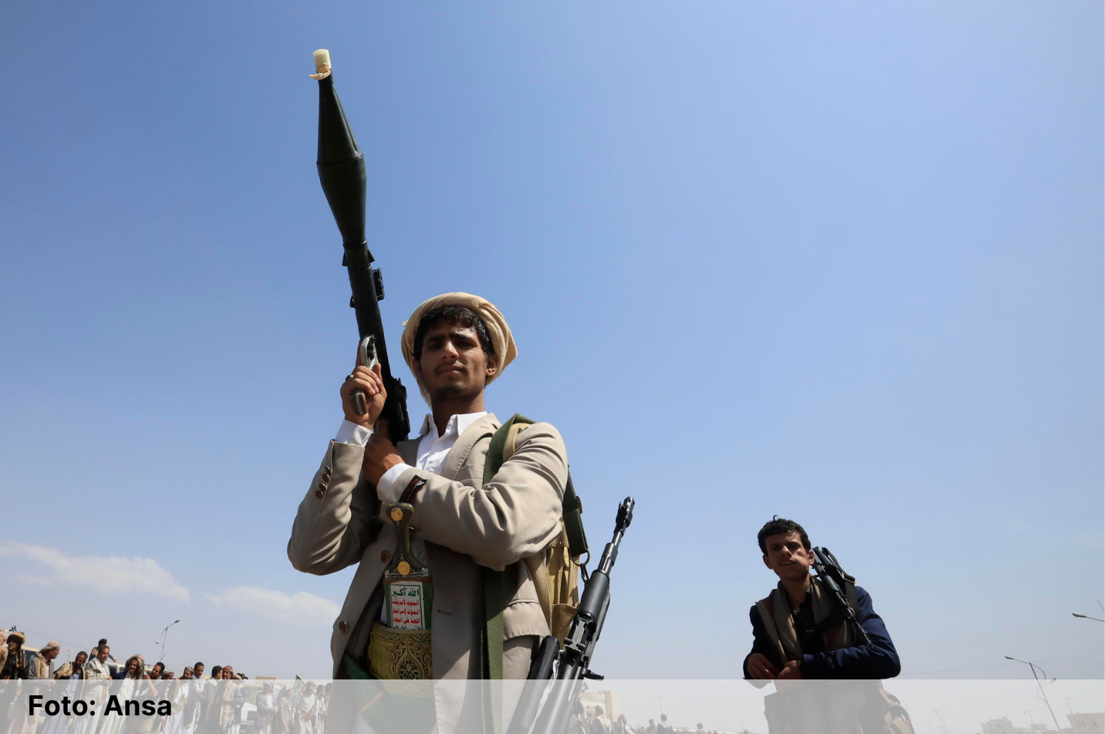 L’Iran ha chiesto agli Houthi di chiudere il Mar Rosso