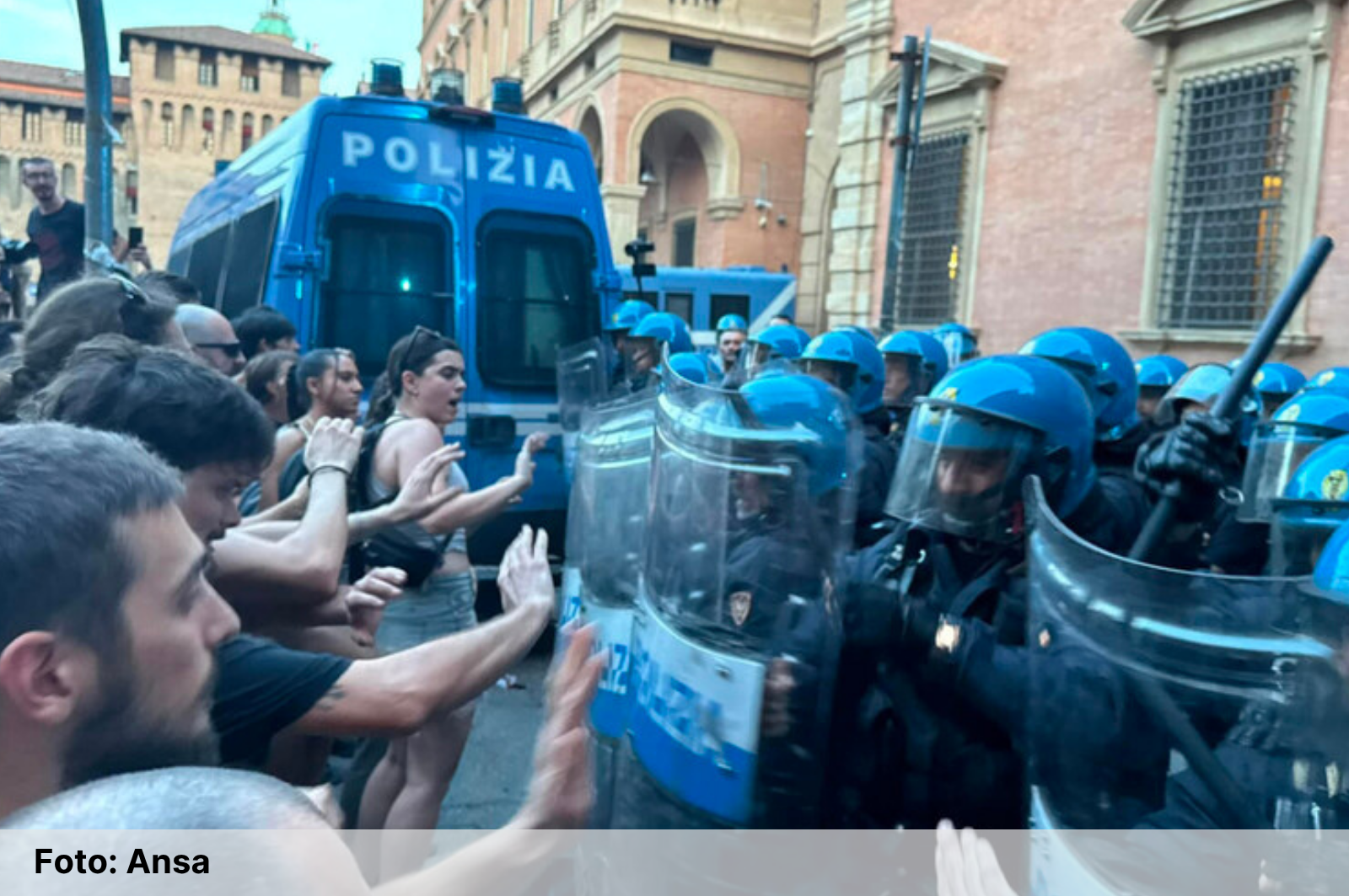 Il caso Bologna, specchio di una Repubblica divisa