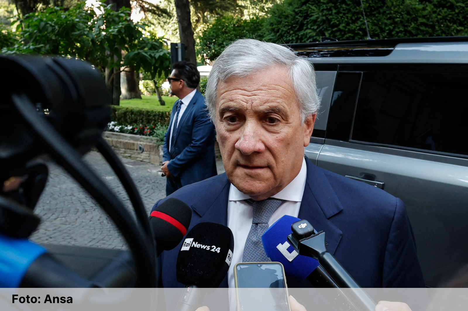 Forza Italia, Tajani: “La nostra priorità è abbassare le tasse agli italiani”