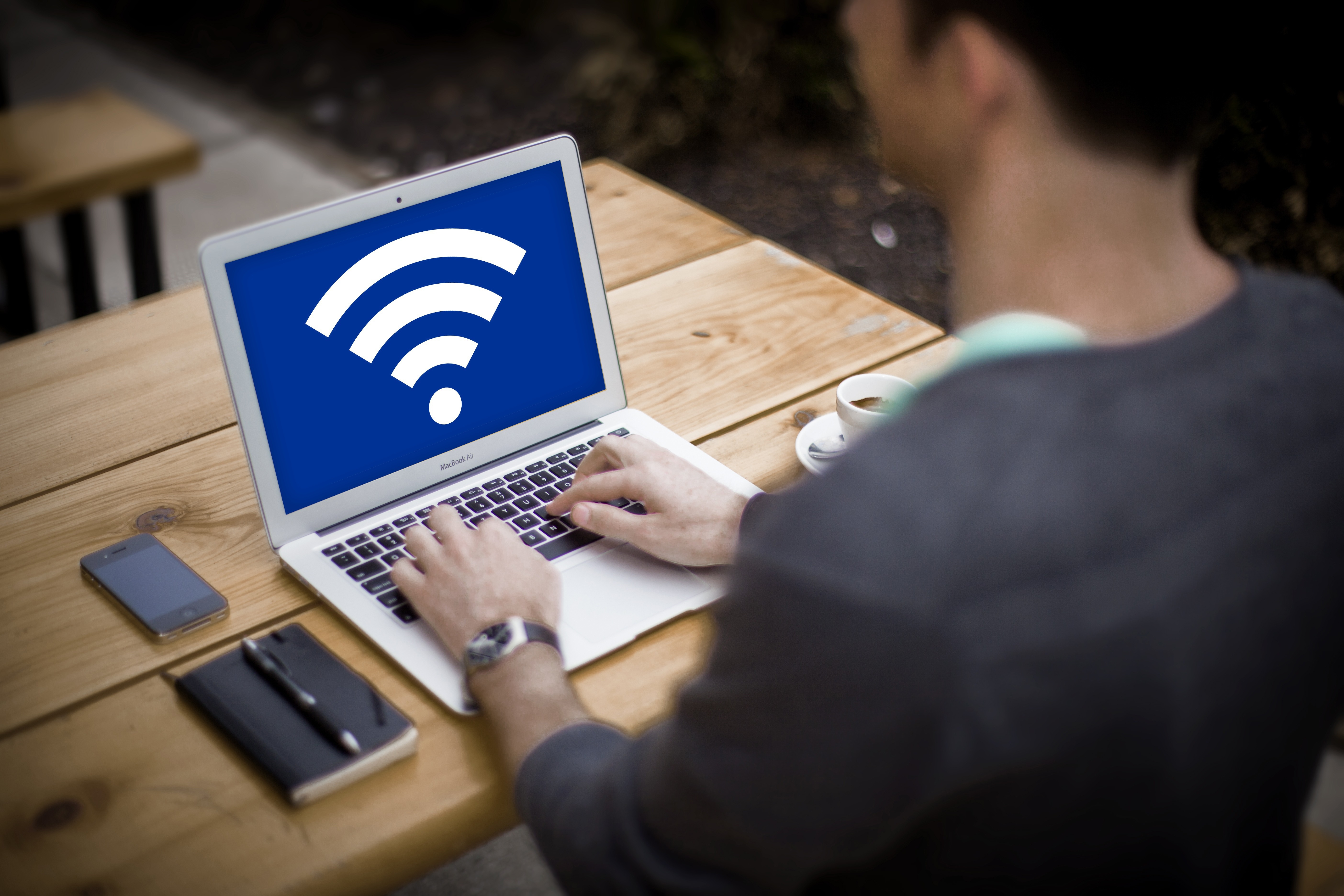 Le spie russe si nascondono nel Wi-Fi degli hotel