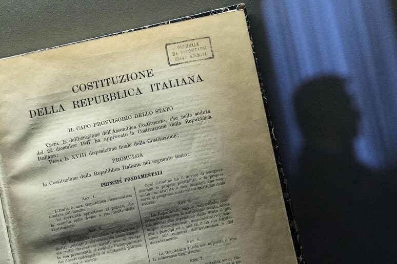 L’asilo infinito: qualche considerazione sull’articolo 10 della Costituzione