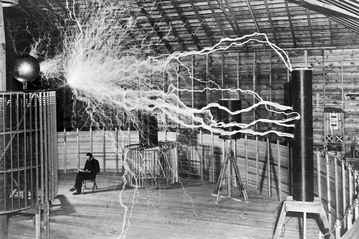 I fulmini sono la manifestazione visibile della energia cosmica