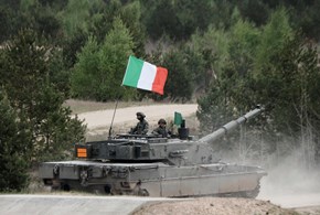 A dir la verità: l'italiano sa fare l'amore, non la guerra