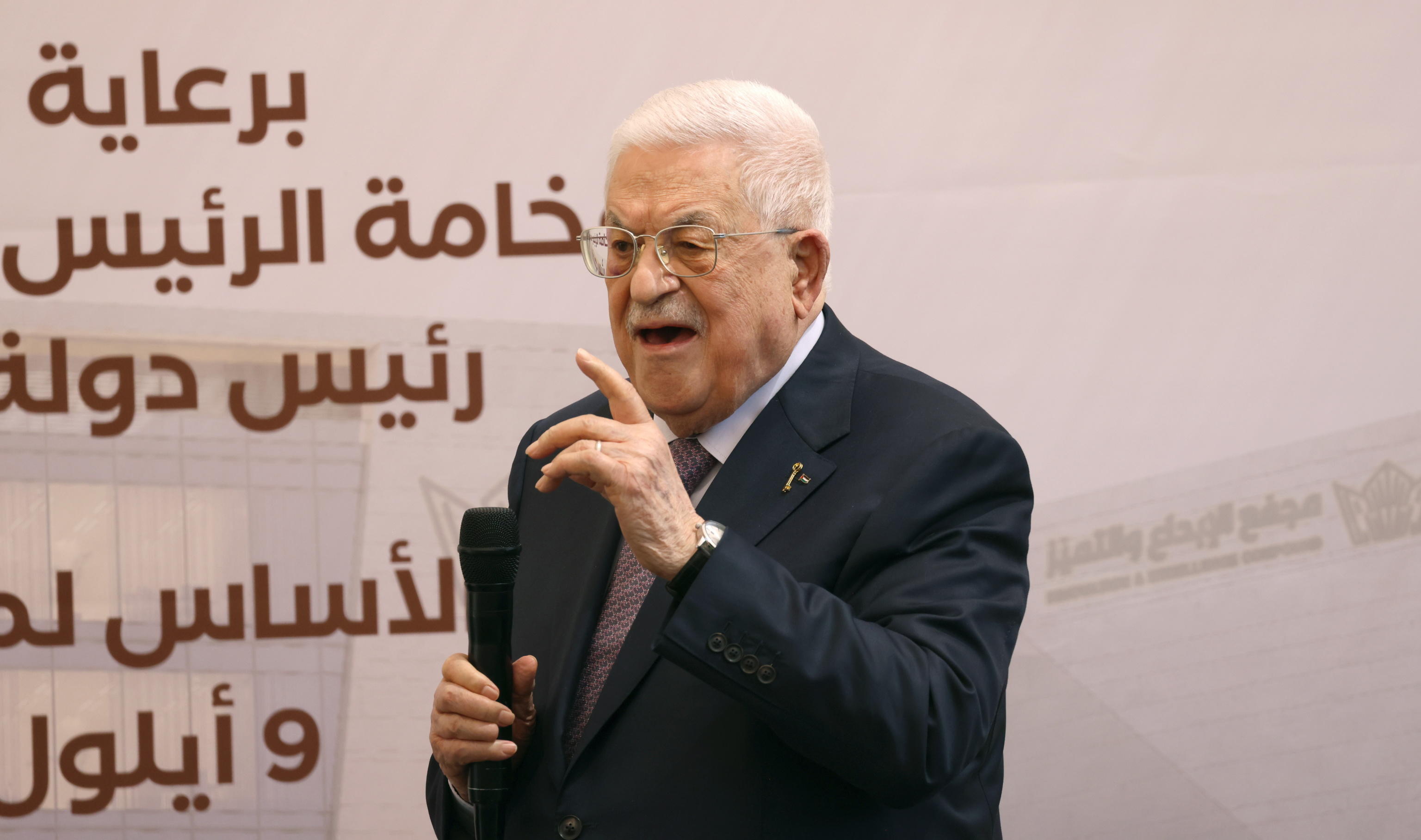 Abbas posticipa le elezioni: chi controllerà la Cisgiordania?