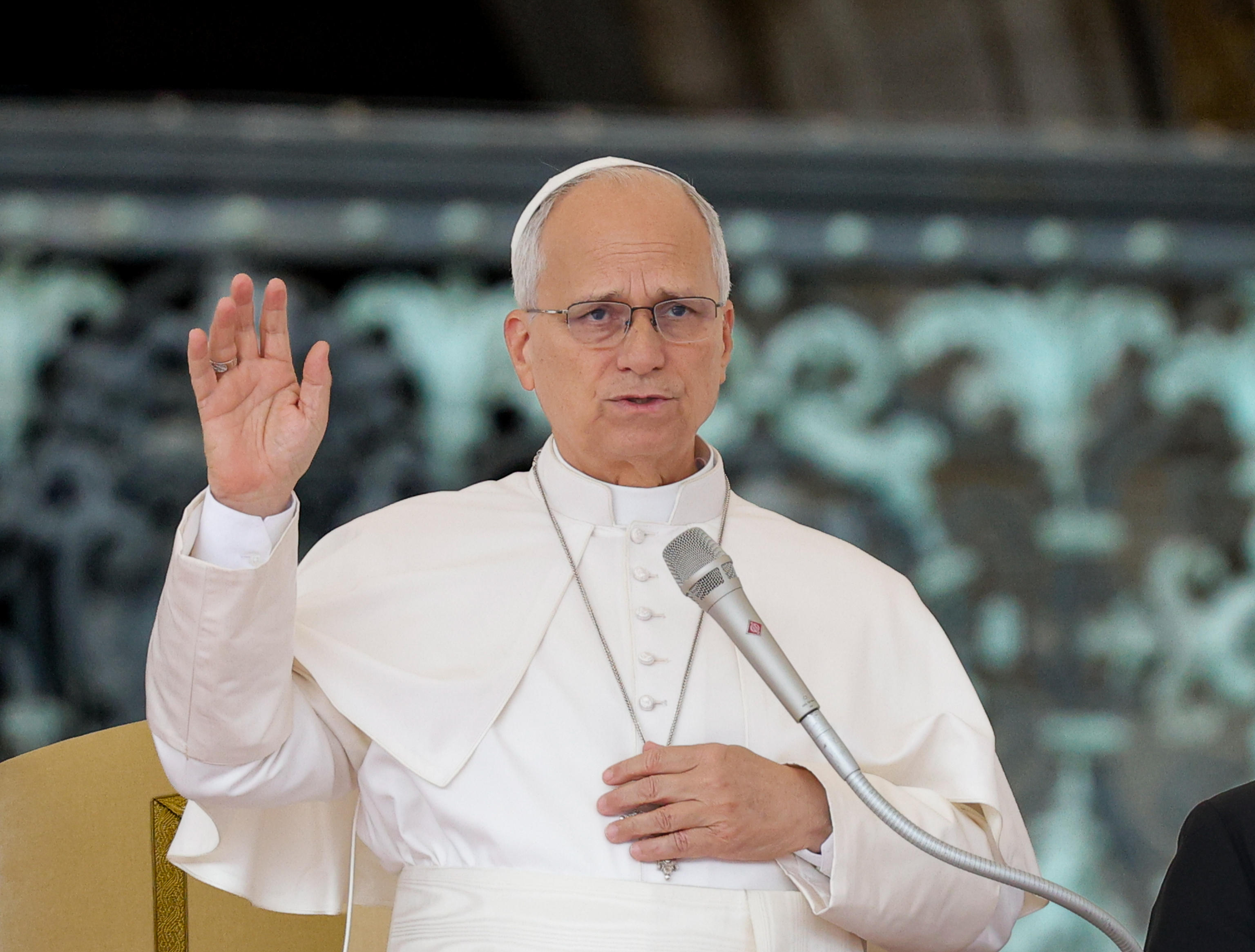 Il papa all’Angelus: “Dio cerca con noi una relazione personale”