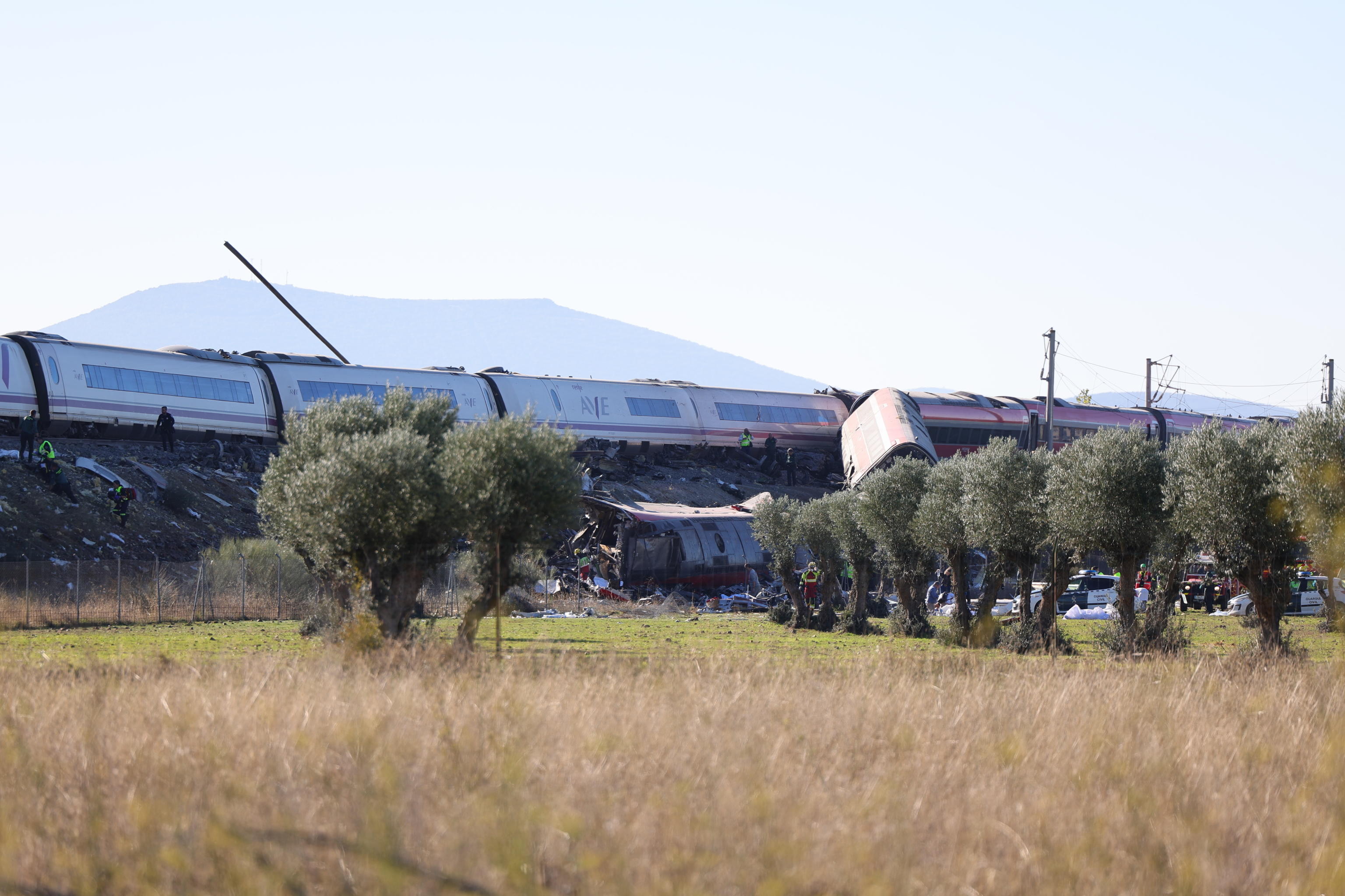 Scontro fra treni in Spagna, si teme la strage