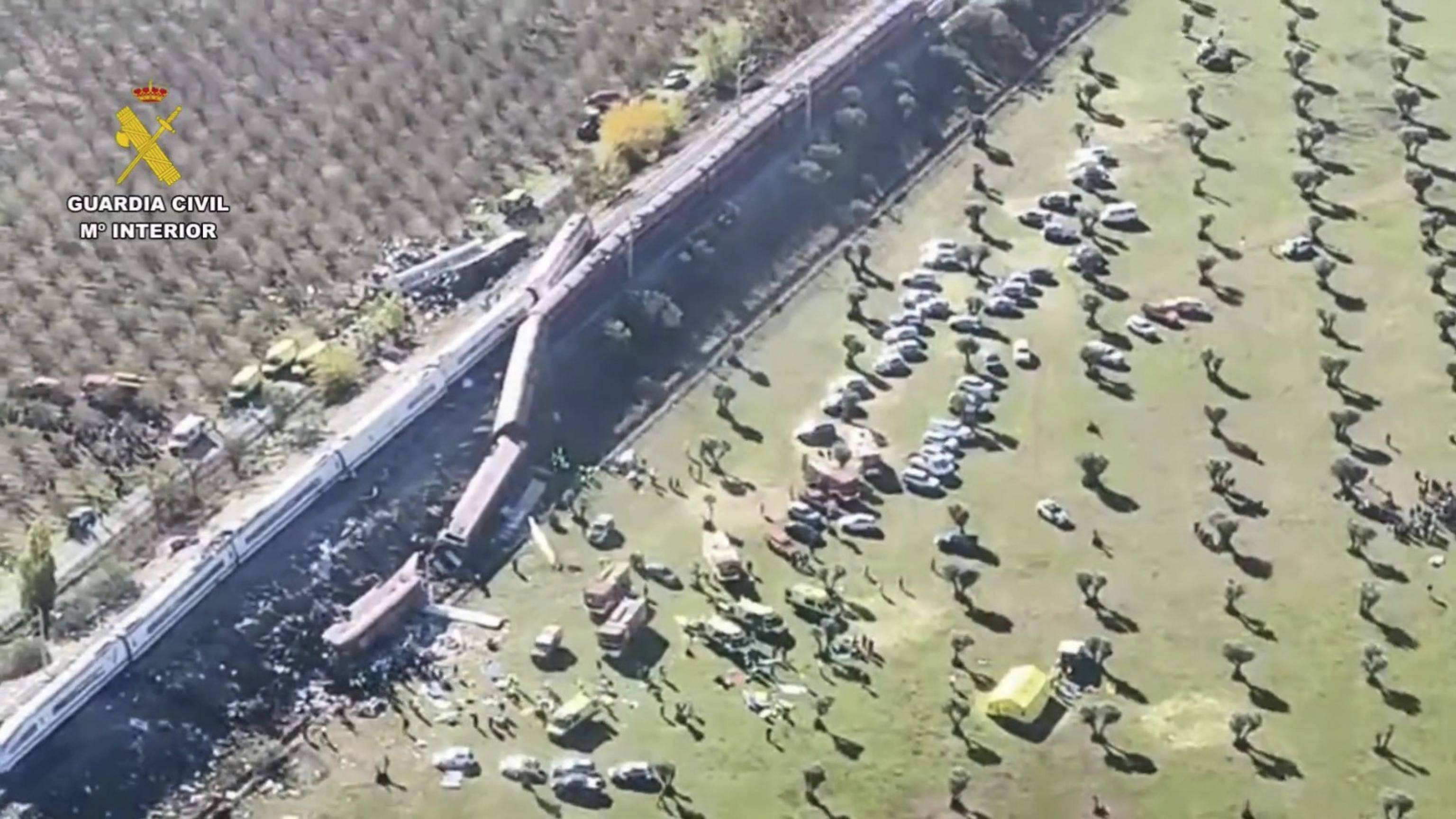 Incidente ferroviario in Spagna: ci sono 69 vittime, si cercano i dispersi